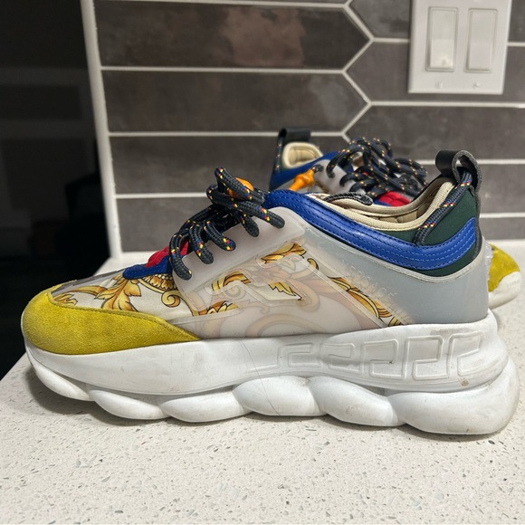 Designer shoes worn trying little dirty have been in storage for a while. - Picture 4 of 16